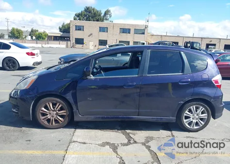 2010 Honda Fit Sport z USA, uszkodzony, nr VIN JHMGE8H47AC031993